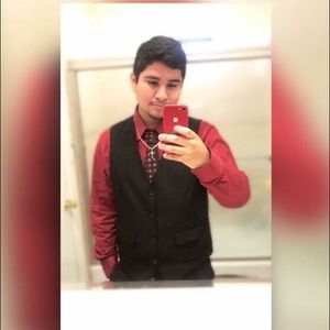 Meet your Posher, Jonathan